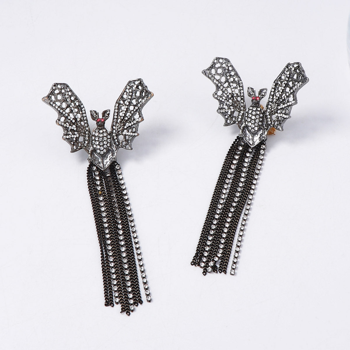 Junia Bat Tassel Earrings Flowering Girl