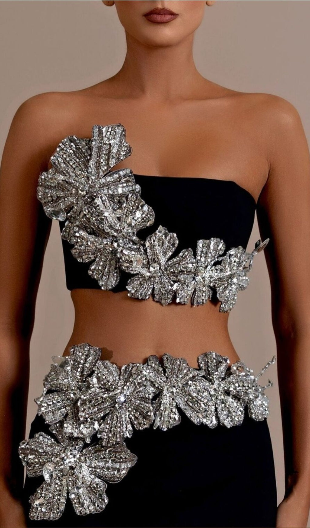 Banner Black Flower Crystal Two-Piece Set