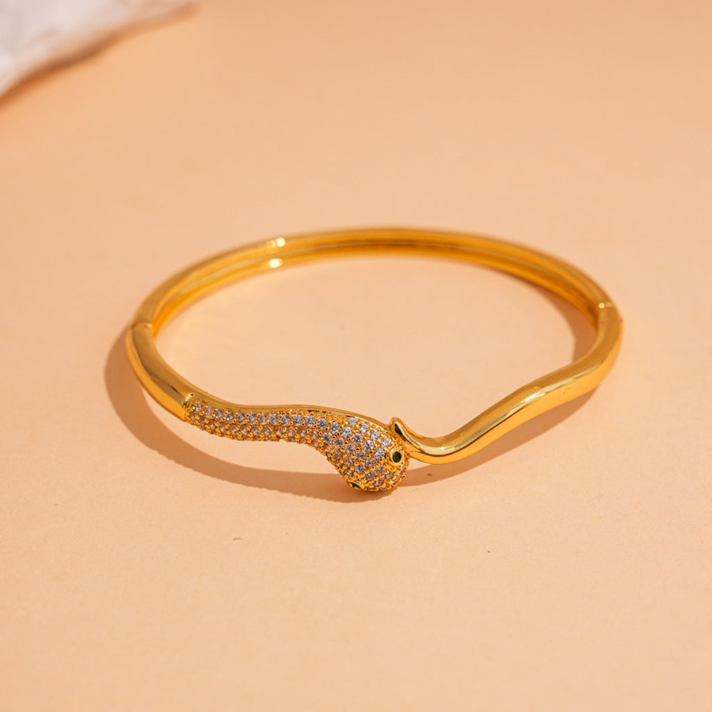 Jonilde Snake-Shaped Bracelet Flowering Girl