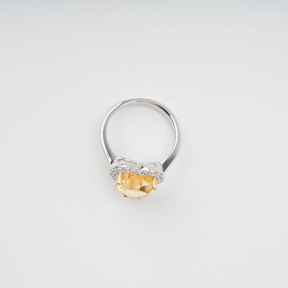 Éphémère Yellow Heart Cut Gemstone Sterling Silver Ring Flowering Girl