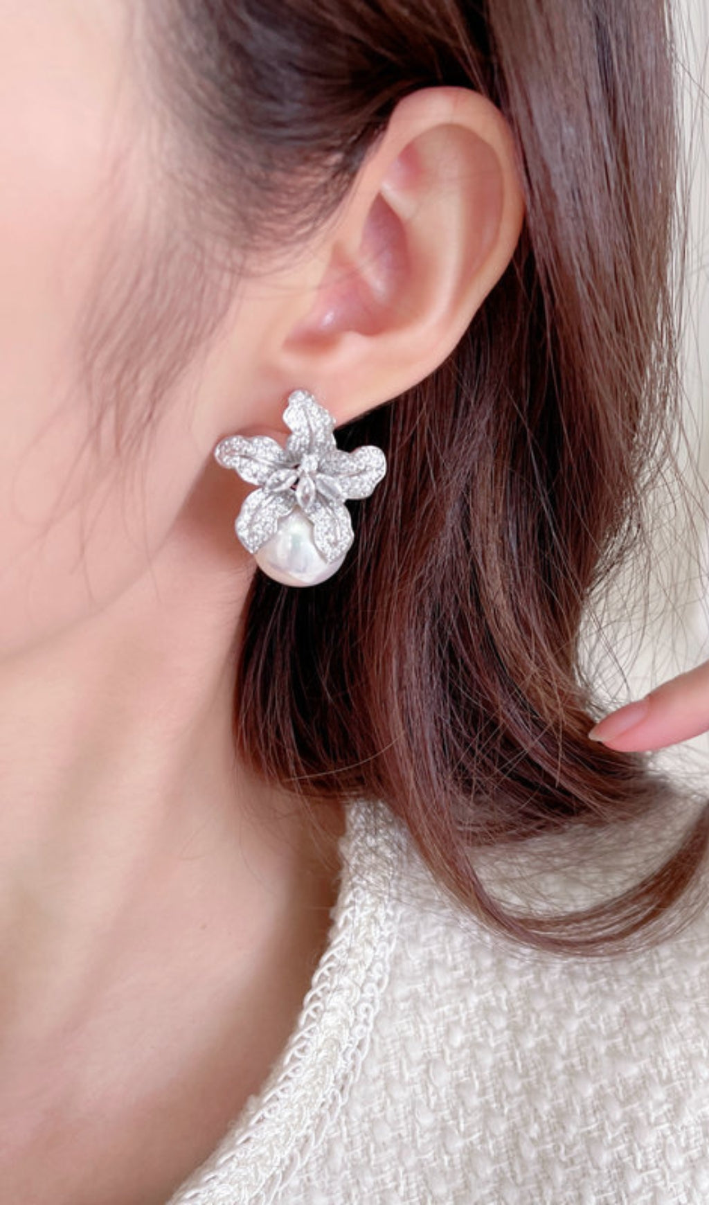 Lily Silver Pearl Earrings Flowering Girl