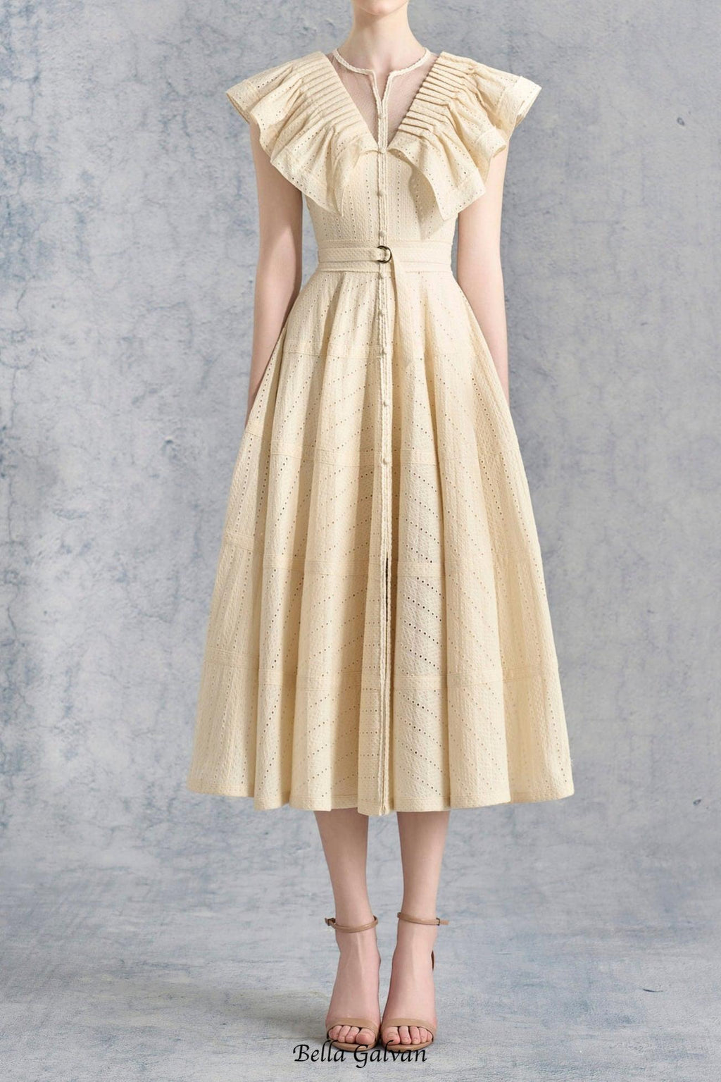 sally Ruffled V-neck midi Dress in apricot Flowering Girl