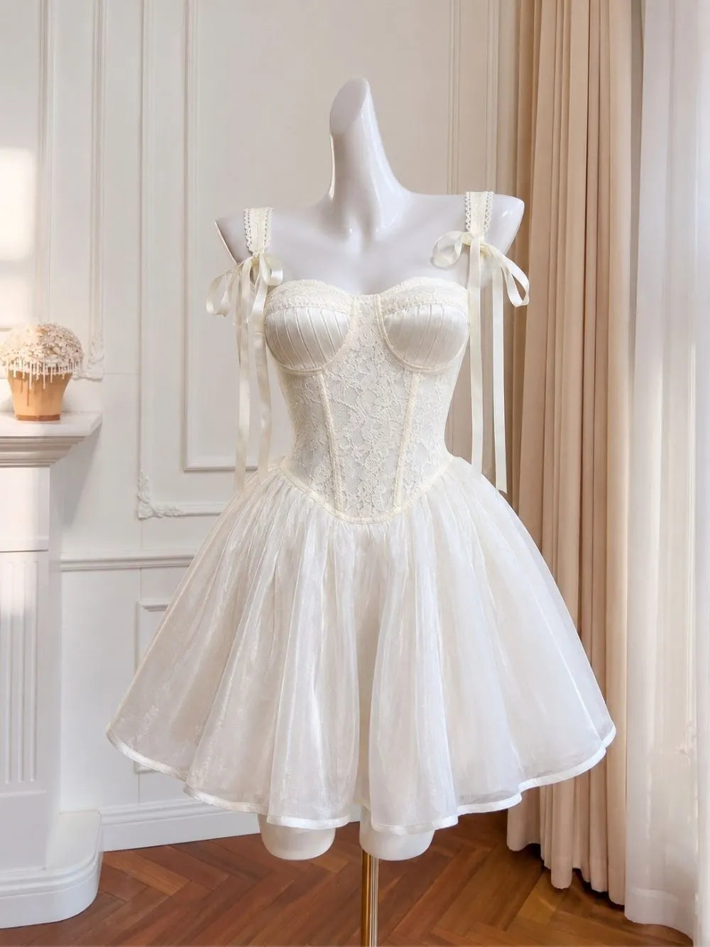 Maison Lace Mini Dress Flowering Girl