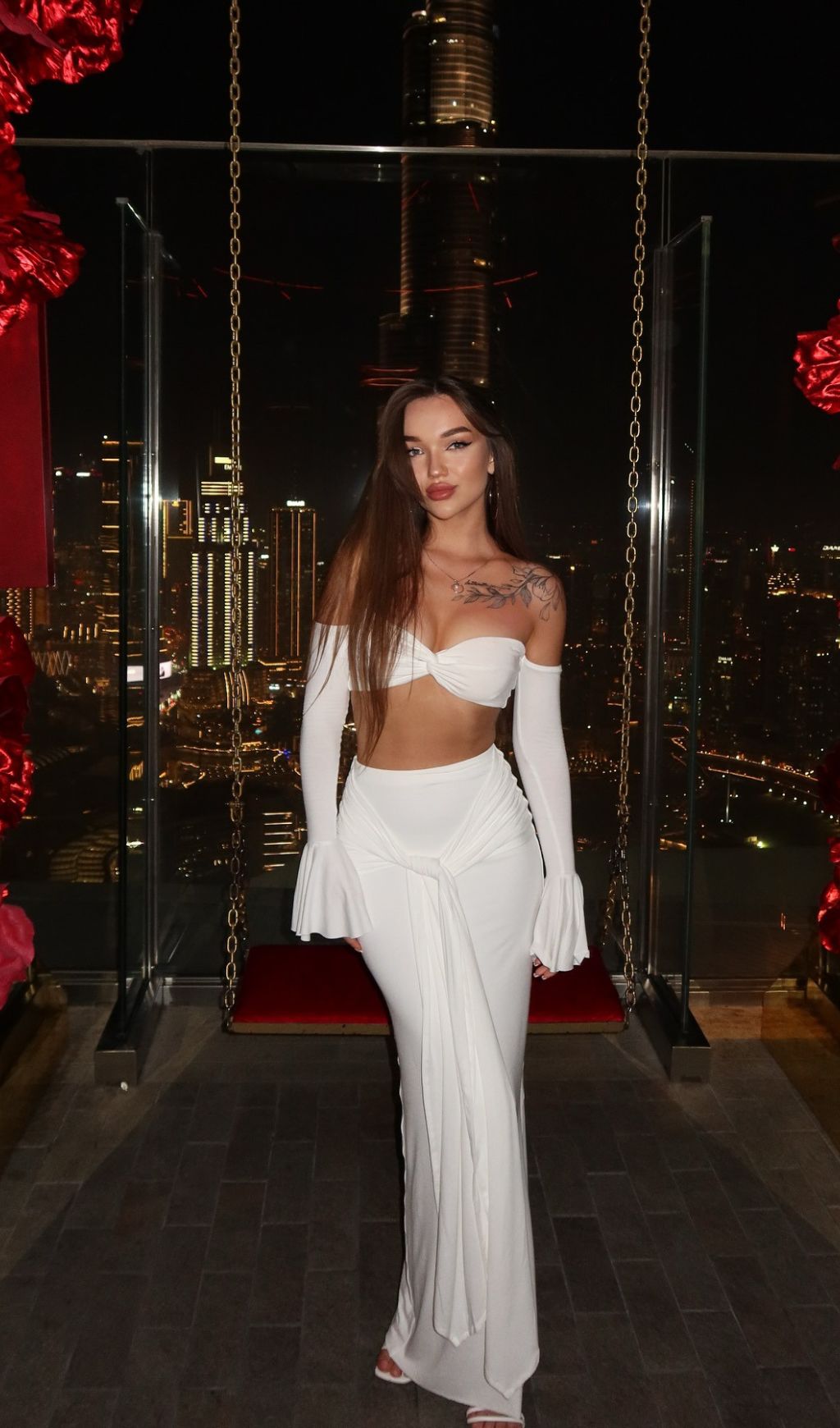 Hessa White Long Sleeve Two-Piece Set Flowering Girl