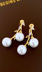 Dezsö Pearl Earrings Flowering Girl