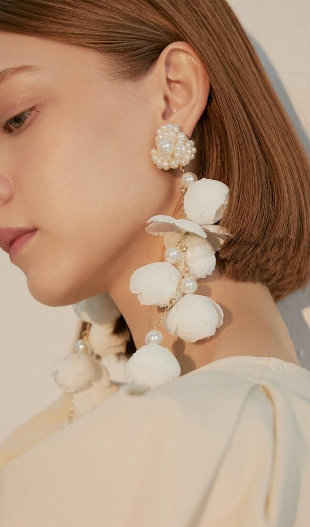 Alejandra White Pearl Flower Earrings Flowering Girl