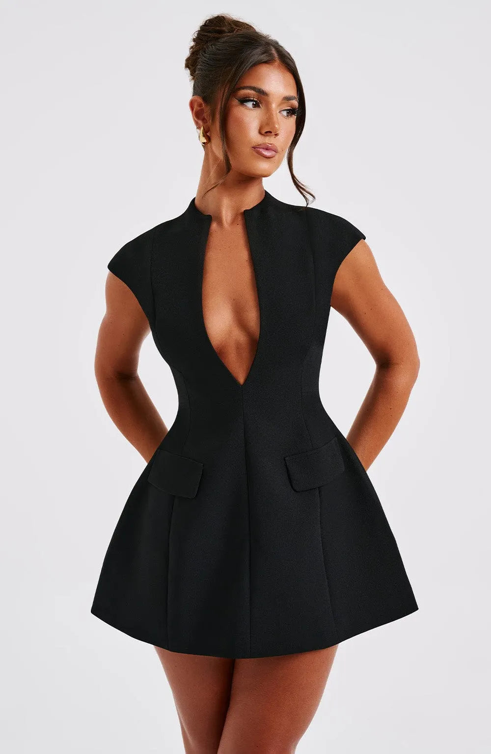 Suri Mini Dress - Black Flowering Girl