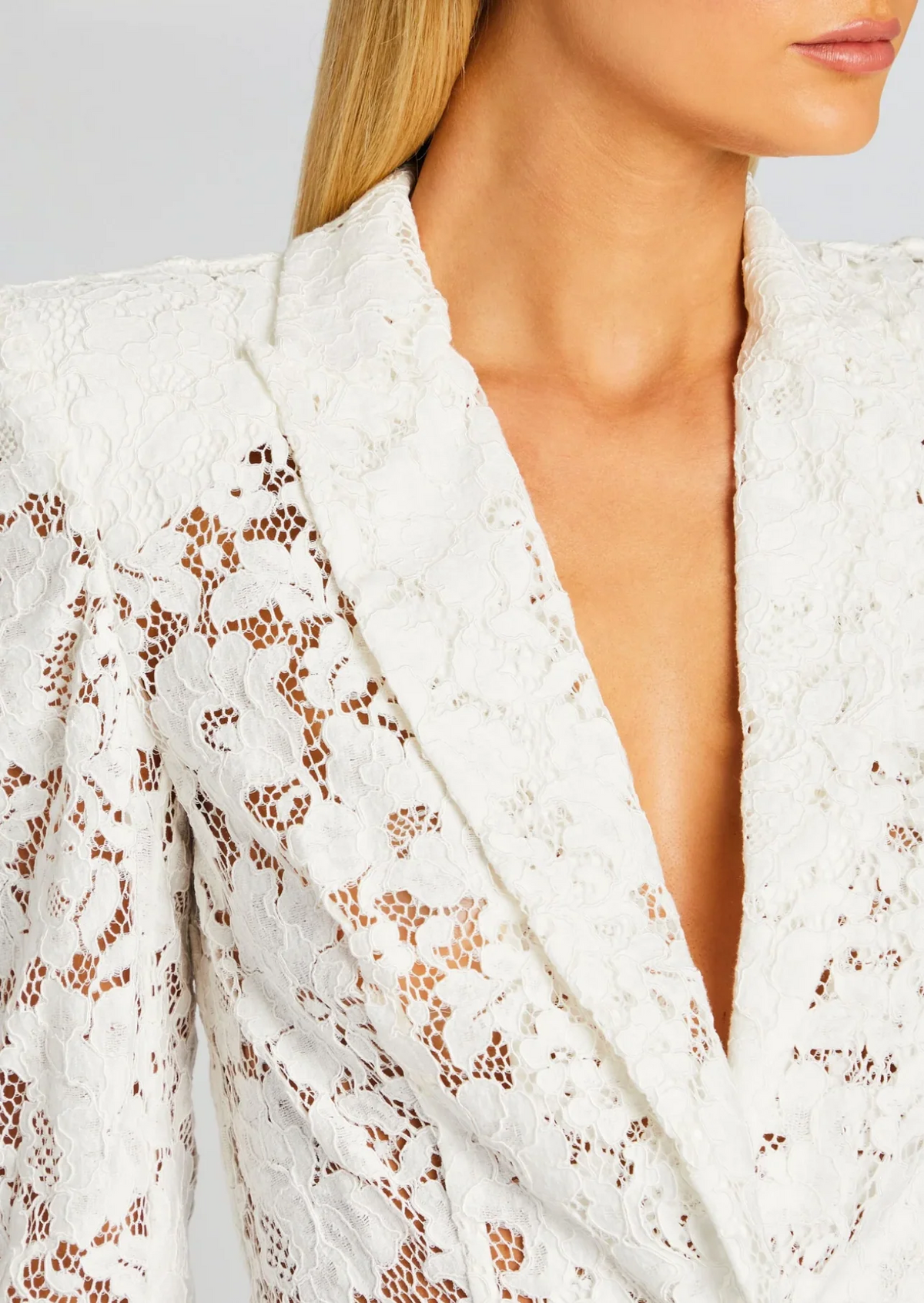 Elvira v-Neck Lace Blazer Set In White Flowering Girl