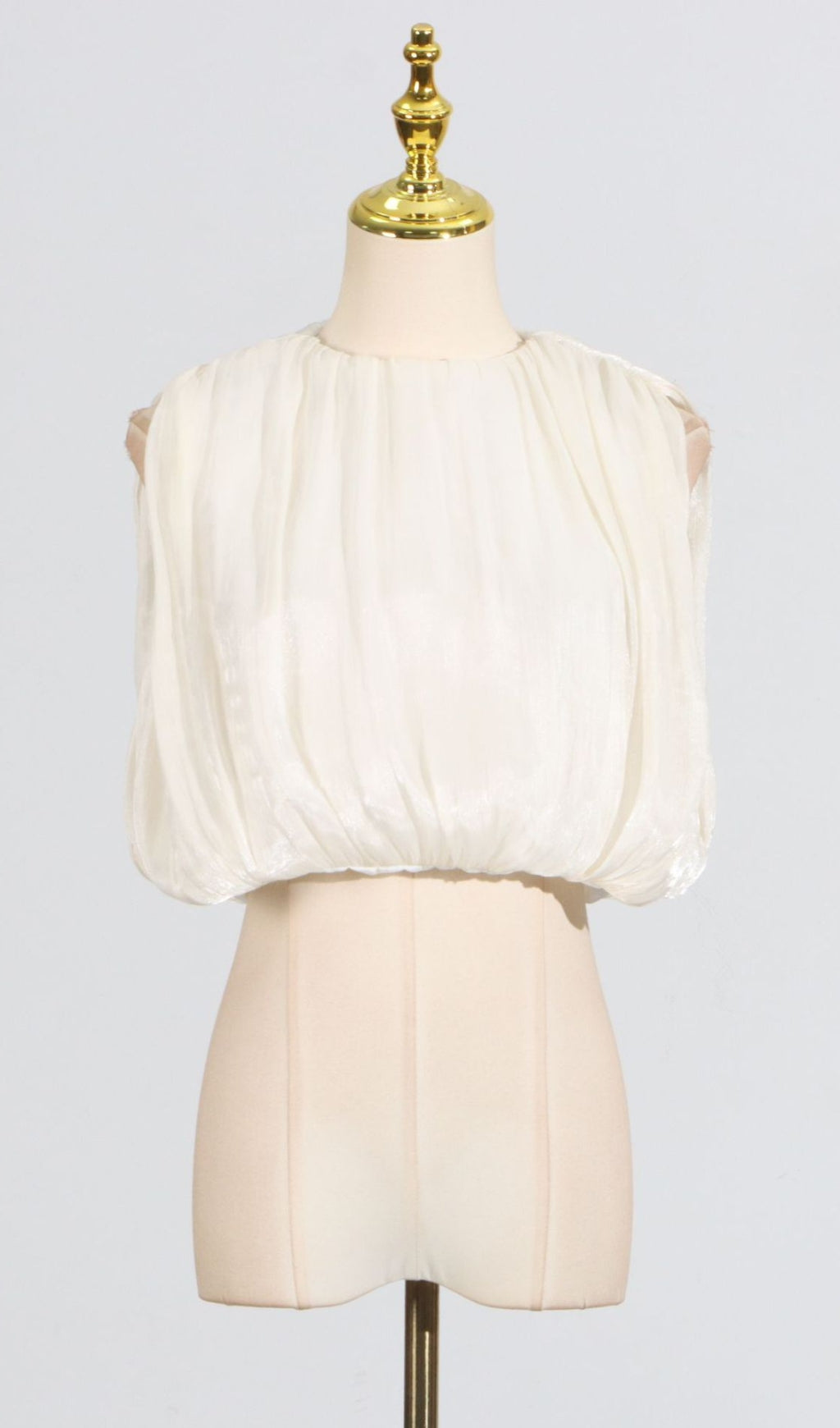 Eva Whitie Crop Top Flowering Girl