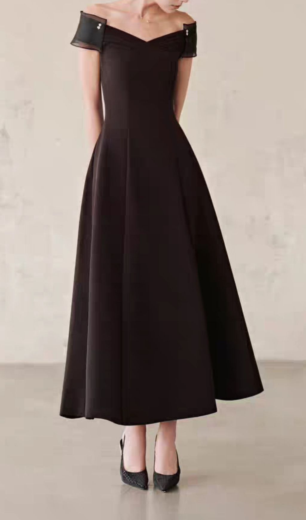 Kinu Black Off-Shoulder Maxi Dress Flowering Girl