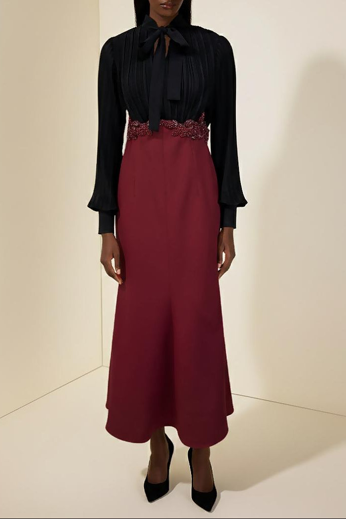 Carlin Balloon Sleeve Ruched Tie Up Midi Dress - Black & Red Flowering Girl
