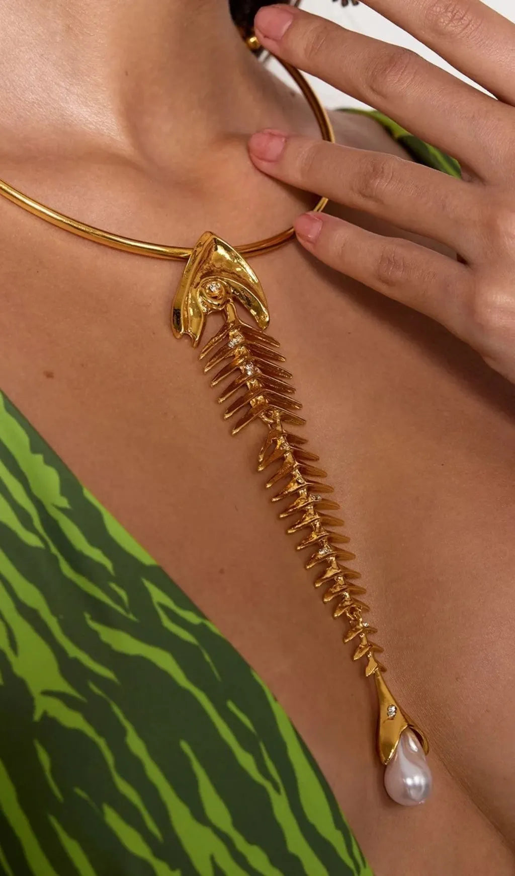 Soryxel Fishbone Pearl Pendant Choker Flowering Girl