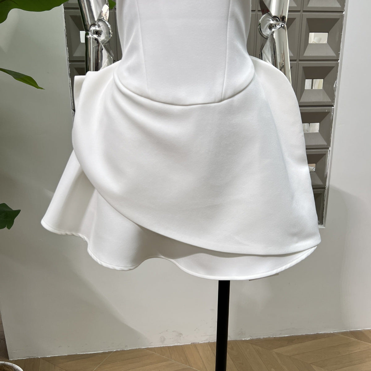 Jean Round Neck Diamond Sleeveless Mini Dress In White Flowering Girl