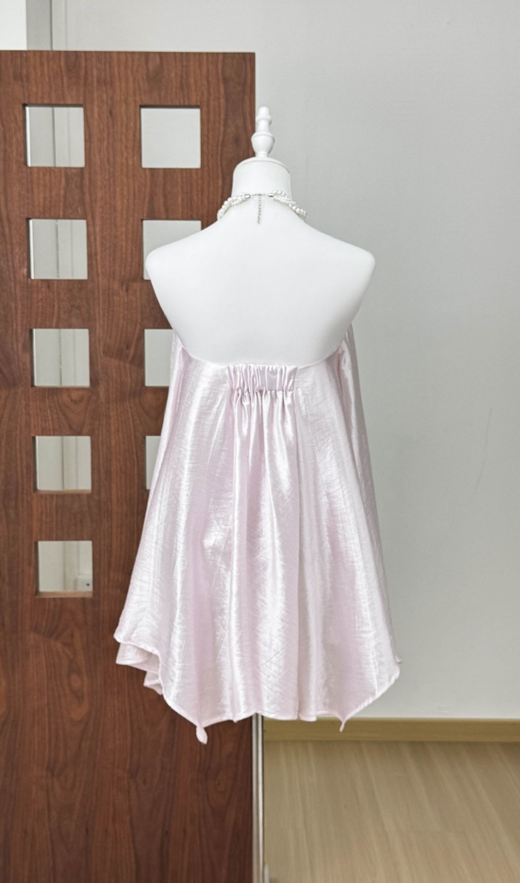 Sorex Open Back Pearl Mini Dress Flowering Girl