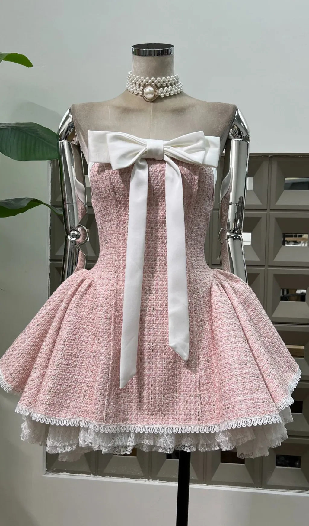 Hitomi Strapless Bow Lace Mini Dress Flowering Girl