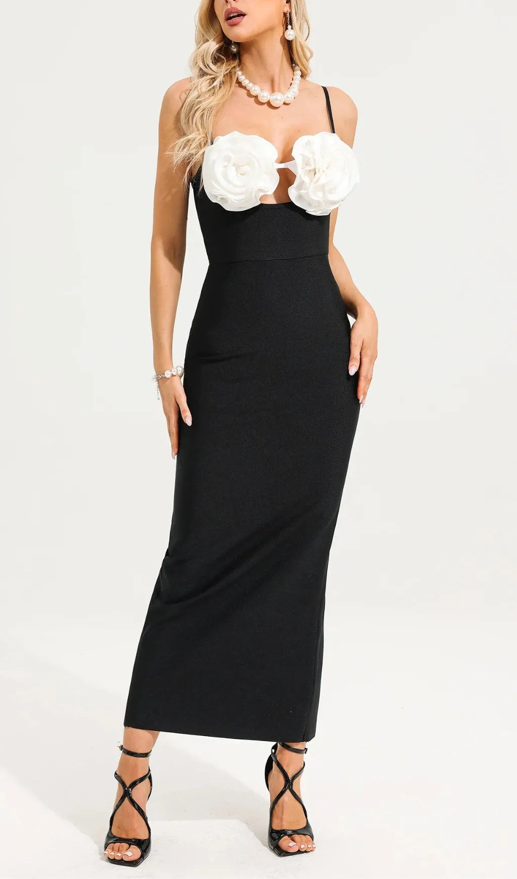 Aran White 3D Flower Backless Maxi Dress Flowering Girl