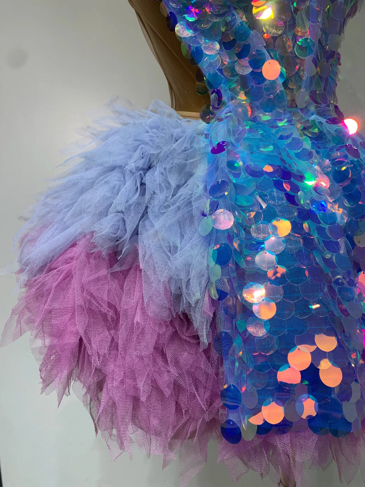 Sparkly Sequins Ruffles Backless Two Pieces Set Flowering Girl
