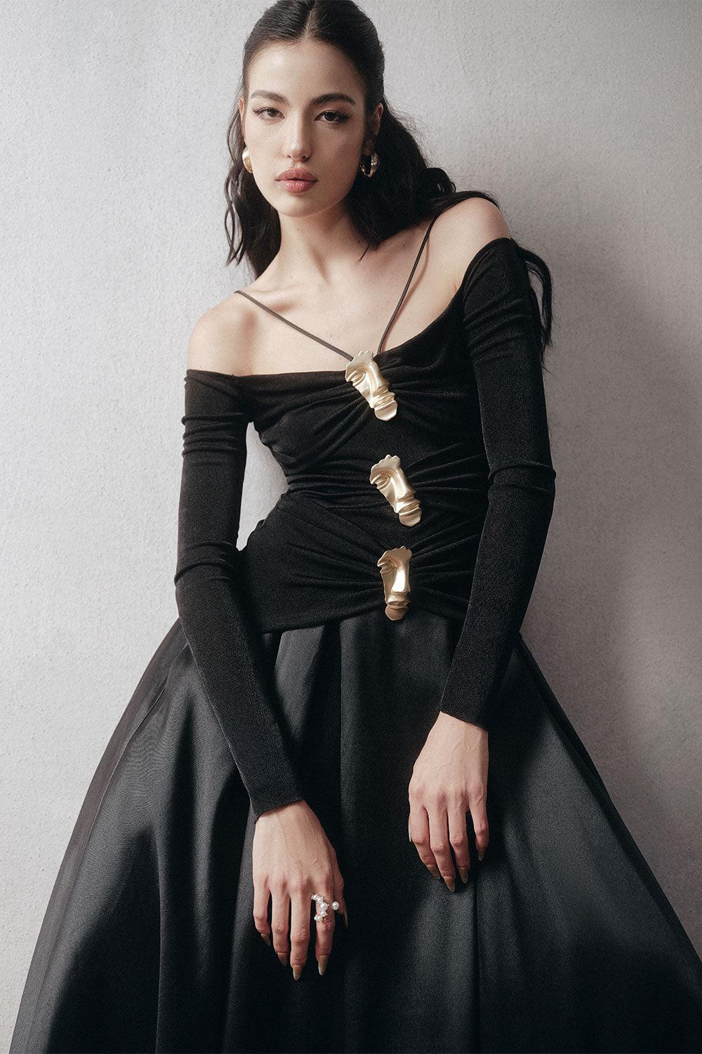 Black A-Line Cold Shoulder Sleeved Spandex Taffeta Maxi Dress Flowering Girl